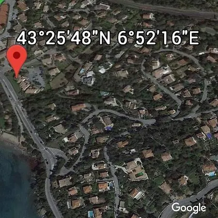 Agay Le Pti Bonheur 60M2 Rez De Jardin, En Bord De Mer Saint-Raphaël Exterior foto