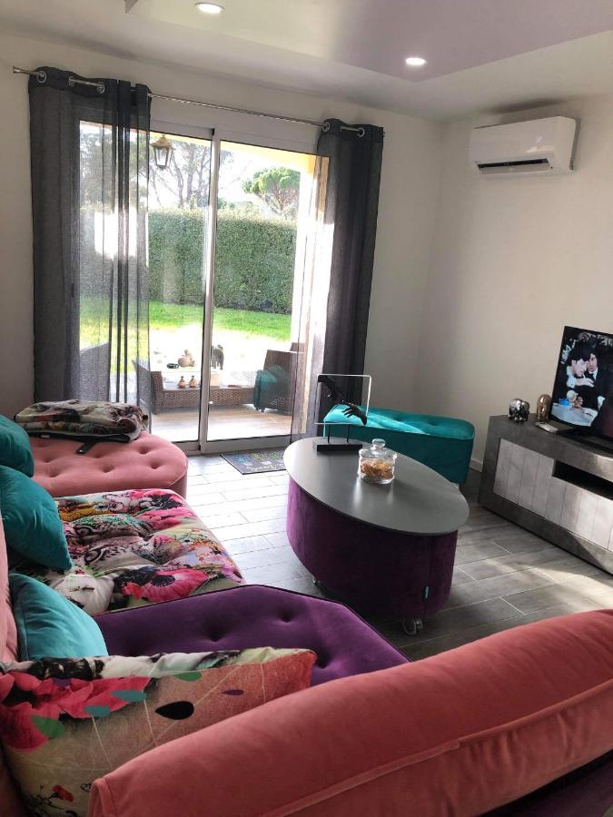 Apartamento Agay Le Pti Bonheur 60m2 Rez De Jardin, En Bord De *